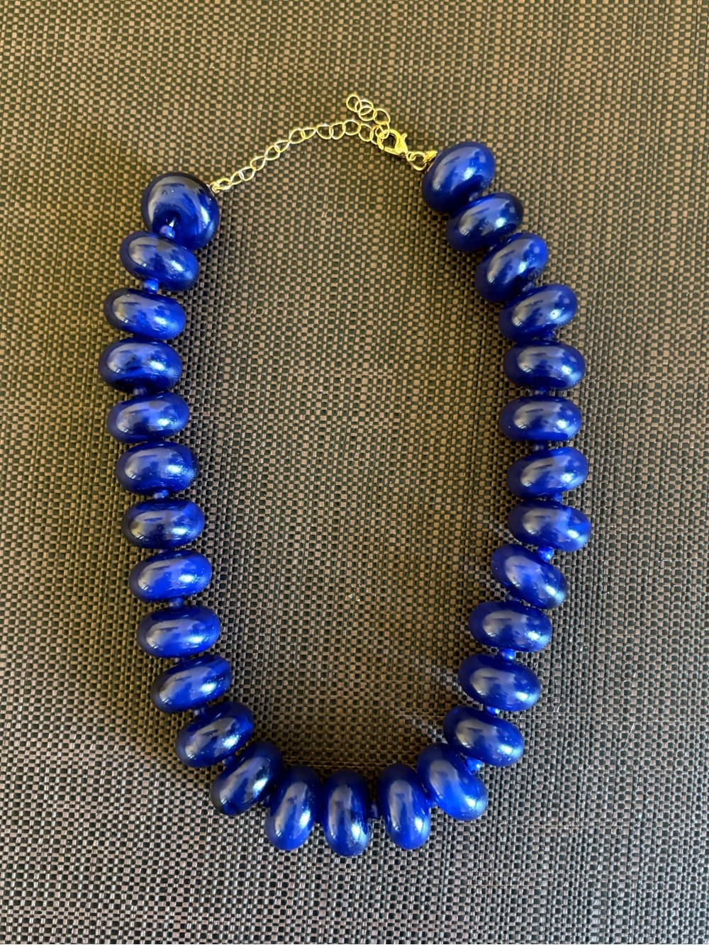 New! Deep Navy Resin Dopamine Marbled Beaded Chunky Statement Necklace Choker - Picture 8 of 11